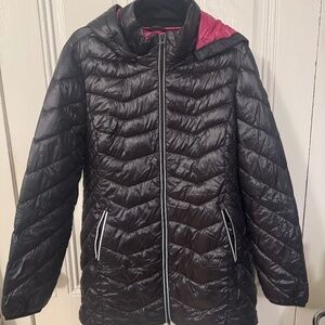 Vegan Hip-Length Puffer with HOT pink lining